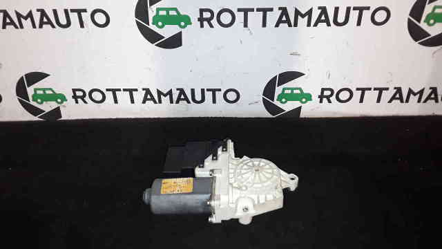 Alzavetro Posteriore Destro Volkswagen Golf 4 IV 1.9 TDI MOTORINO AJM