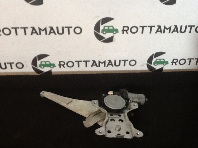 Alzavetro Posteriore Destro Fiat Sedici 16 1.6 16v M16A